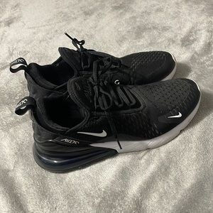 Nike Air Max 270